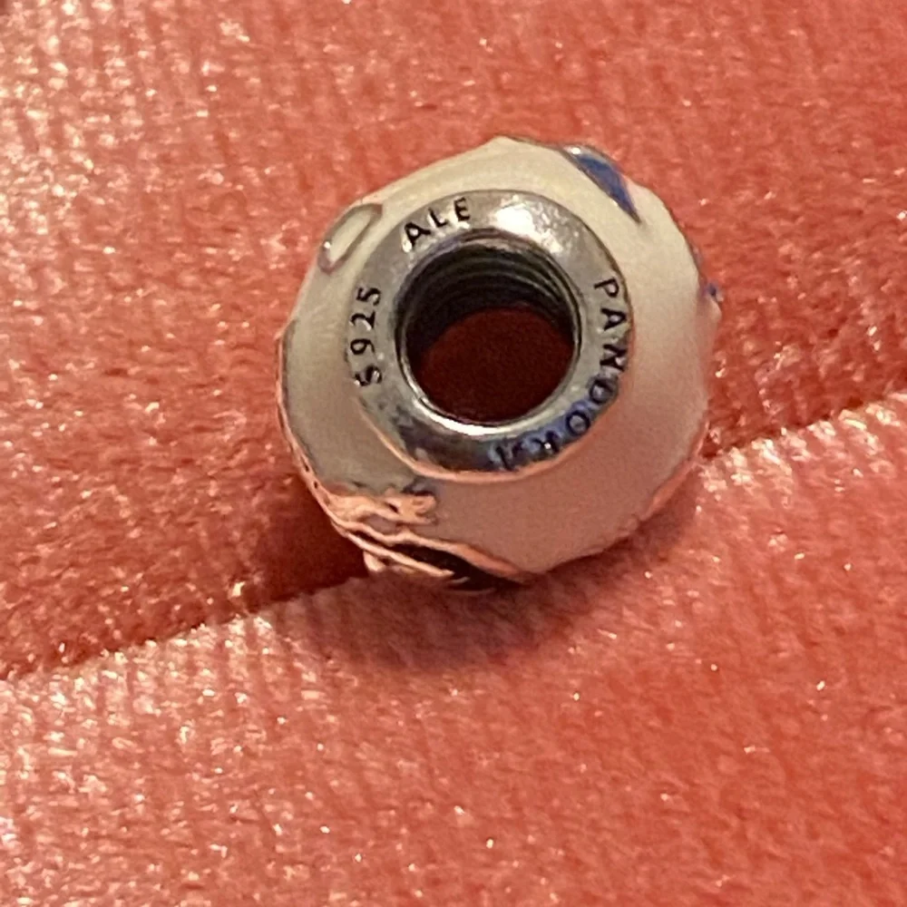 “LIMITED EDITION” EUC- Disney Parks 💯Authentic Pandora Lilo And Stitch Ohana - Picture 9 of 17